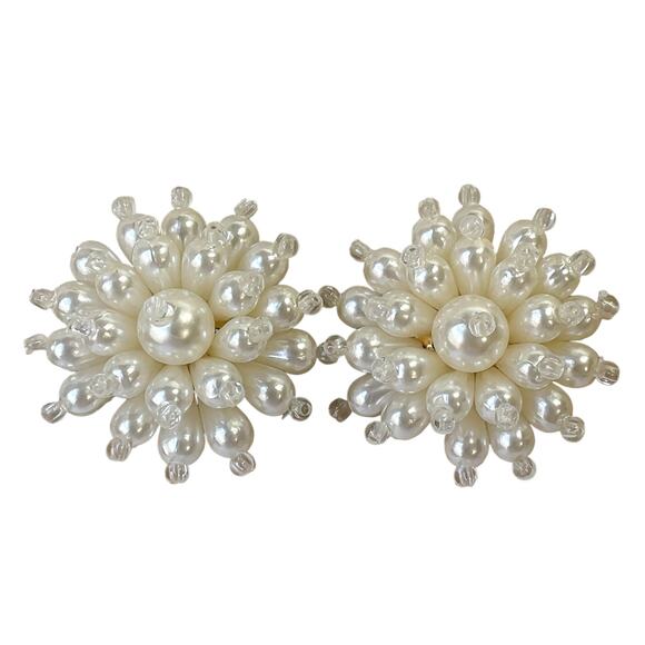 1990s Faux Pearl & Clear Lucite Beads Oversized  Flower Clip Earrings - Picture 1 of 3